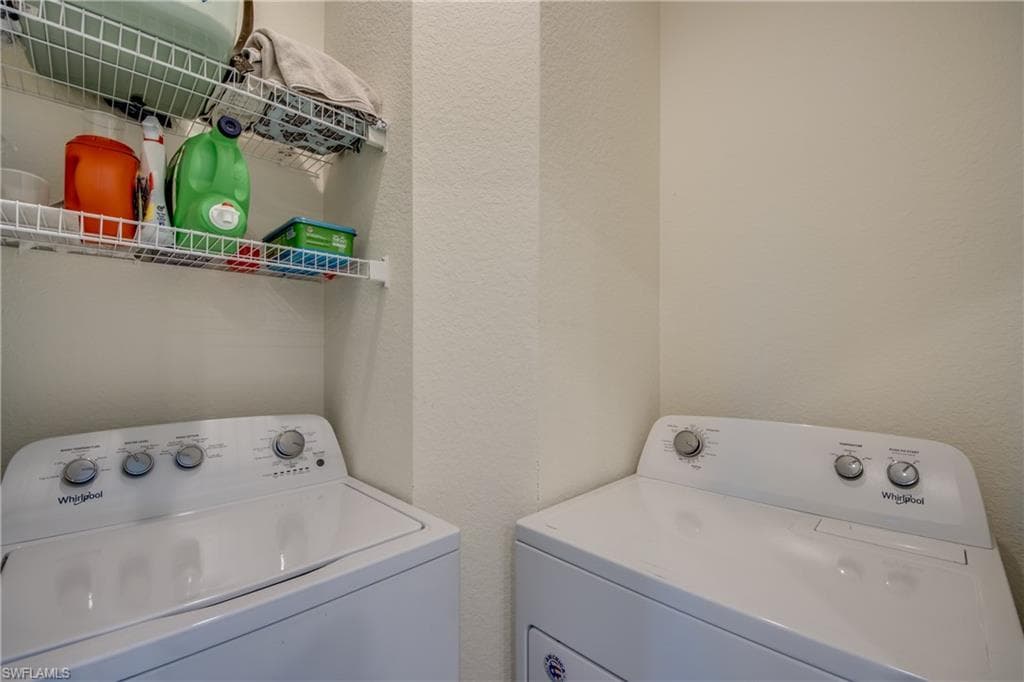 1051 Winding Pines CIR # 203, CAPE CORAL FL 33909-22