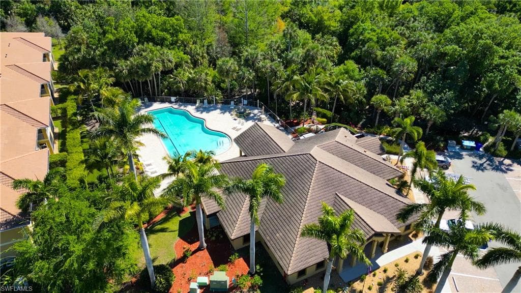 1051 Winding Pines CIR # 203, CAPE CORAL FL 33909-31