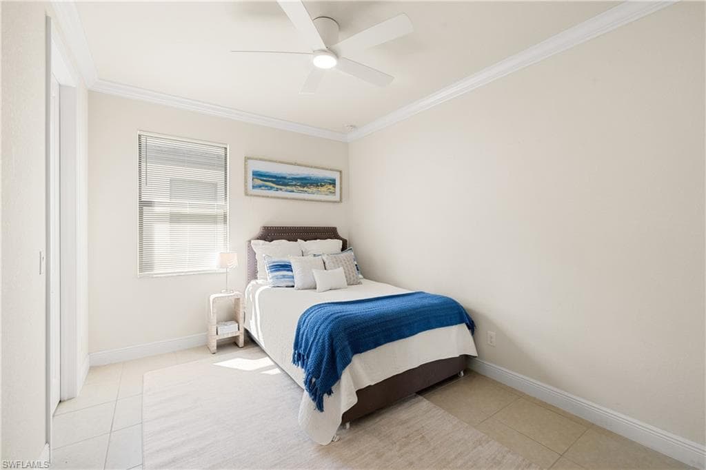 10137 Florence CIR, NAPLES FL 34119-23