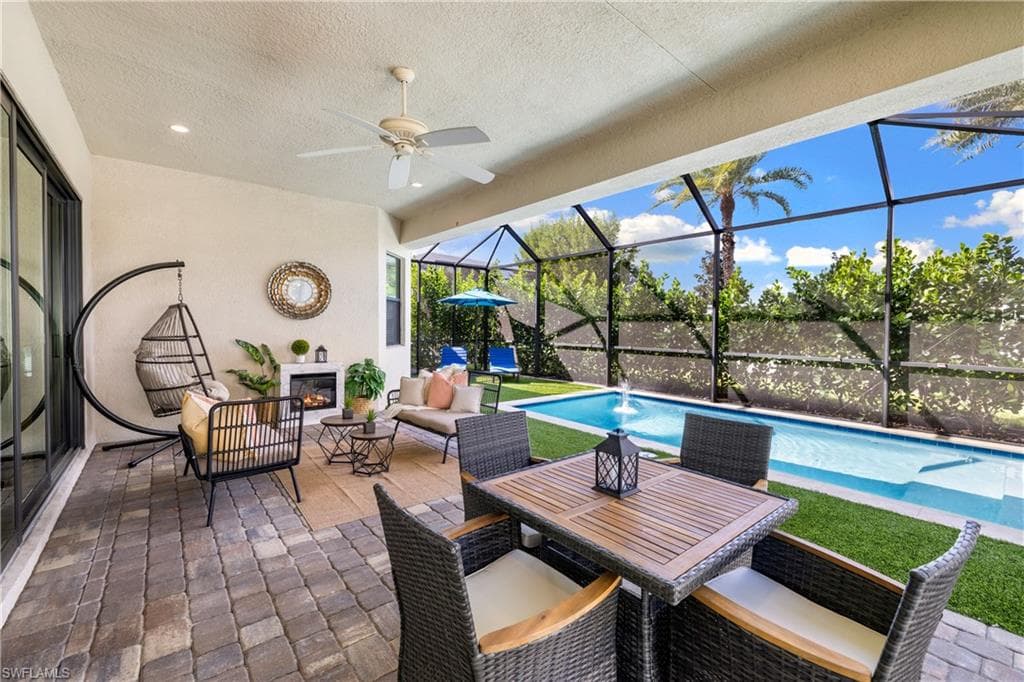 10137 Florence CIR, NAPLES FL 34119-29