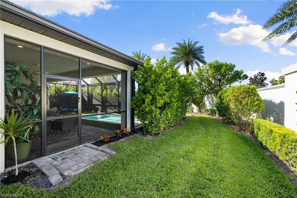10137 Florence CIR, NAPLES FL 34119-36