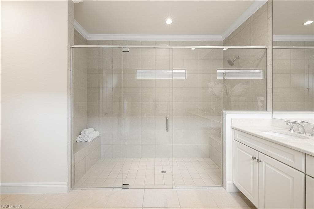 10137 Florence CIR, NAPLES FL 34119-18