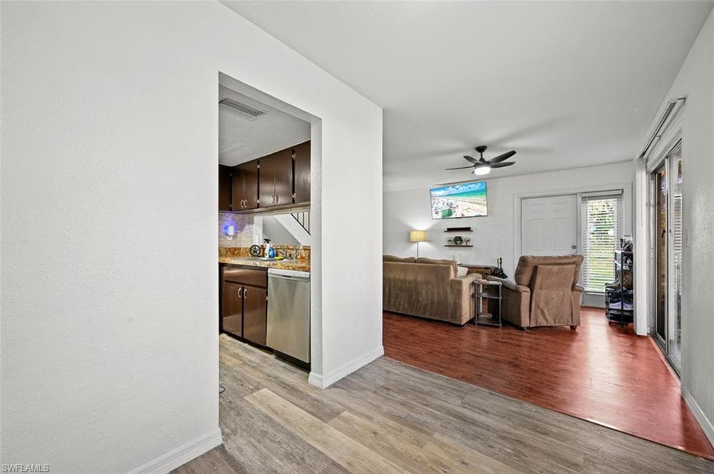 3371 Alouette CIR # 2, FORT MYERS FL 33907-9