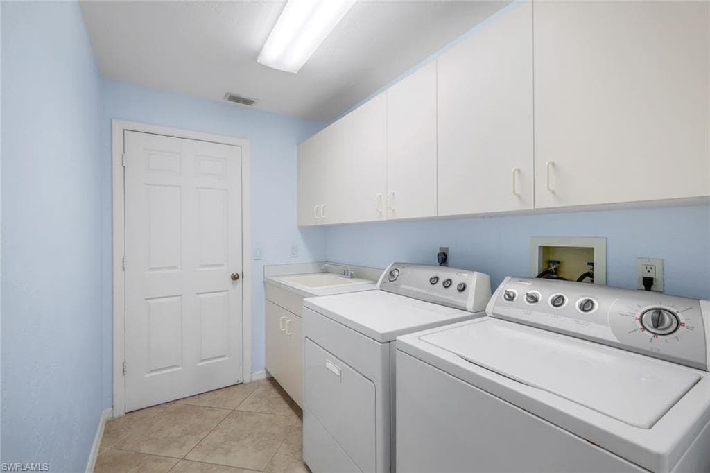 20265 Country Club DR, ESTERO FL 33928-25