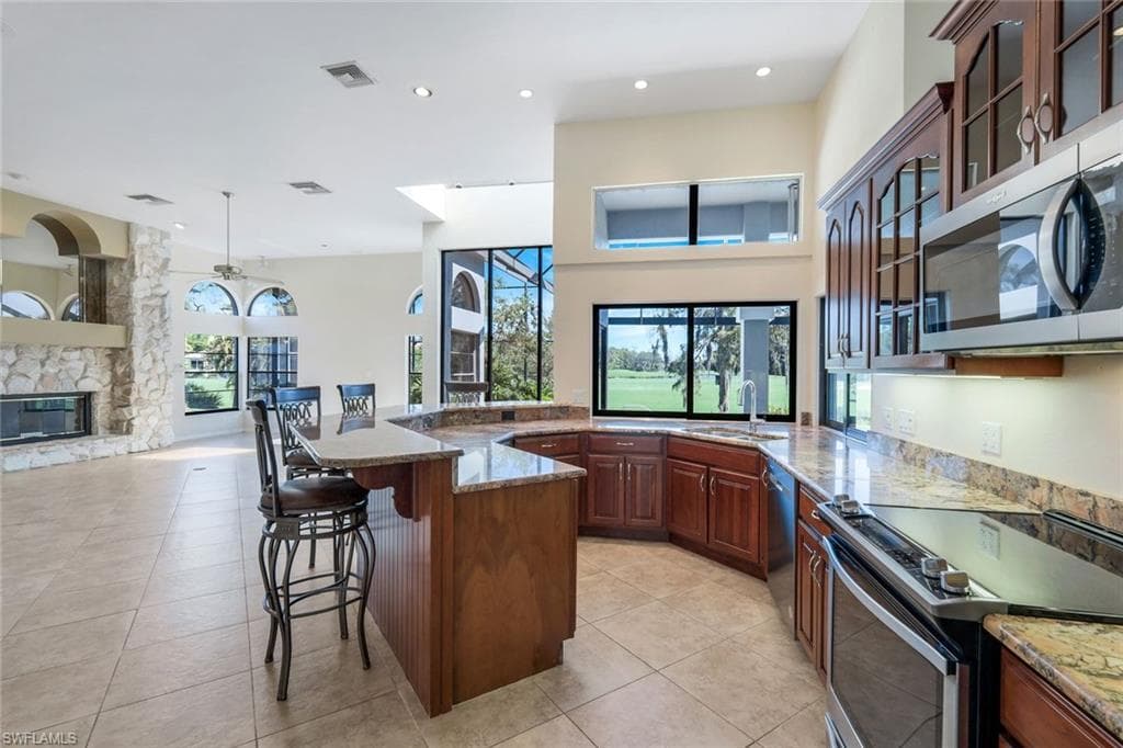 20265 Country Club DR, ESTERO FL 33928-6