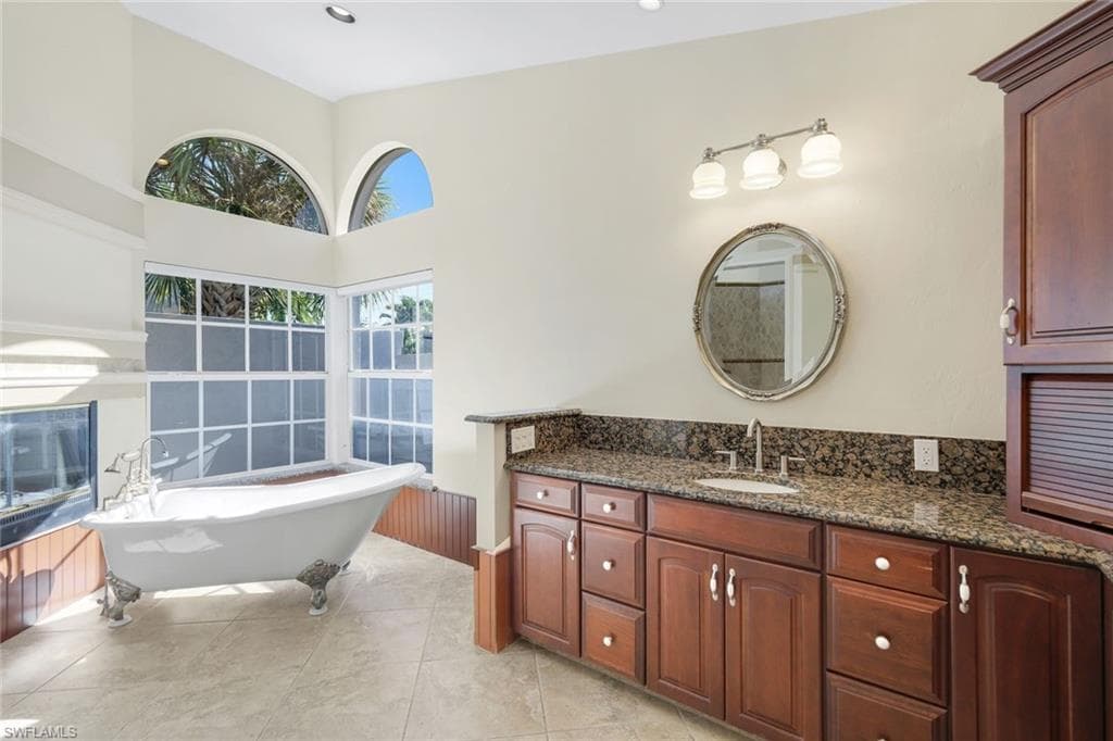 20265 Country Club DR, ESTERO FL 33928-18