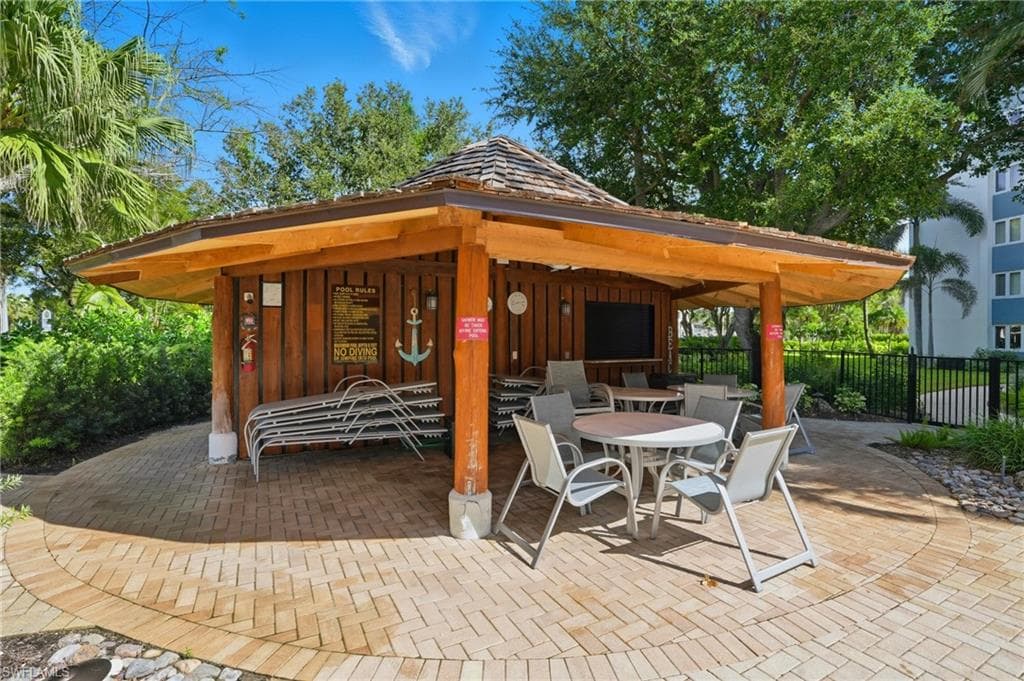 1300 Gulf Shore BLVD N # 603, NAPLES FL 34102-20