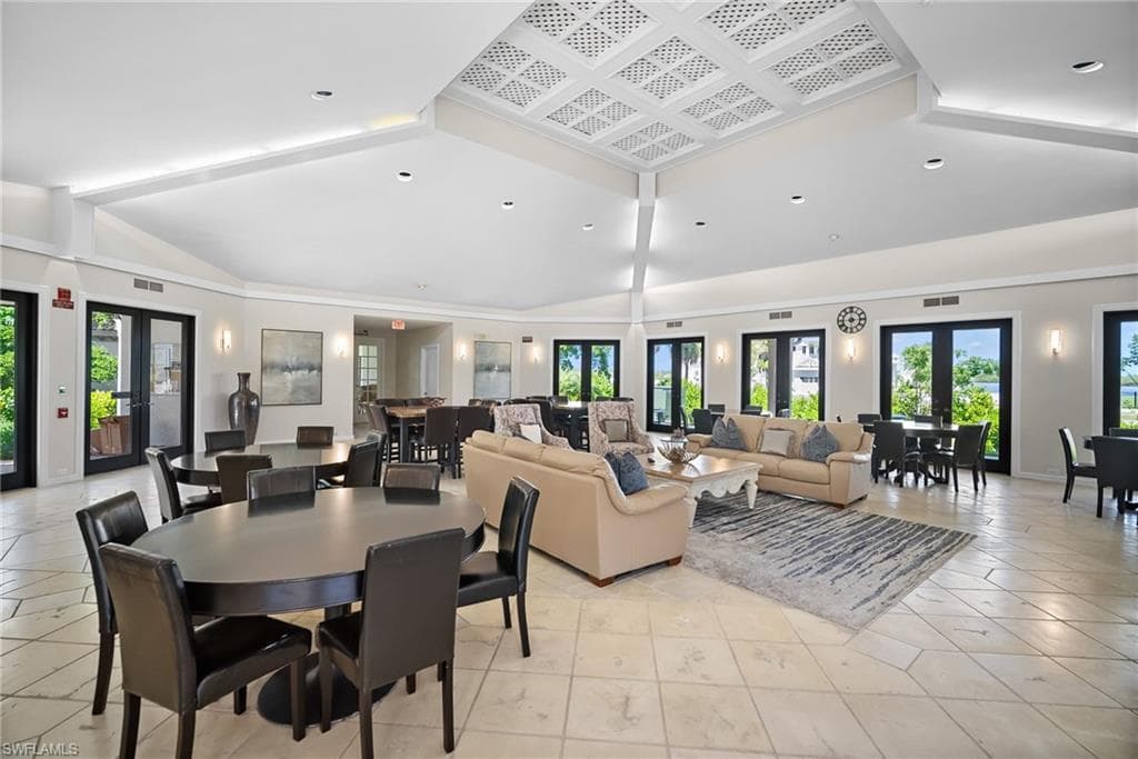 523 La Peninsula BLVD # 523, NAPLES FL 34113-23