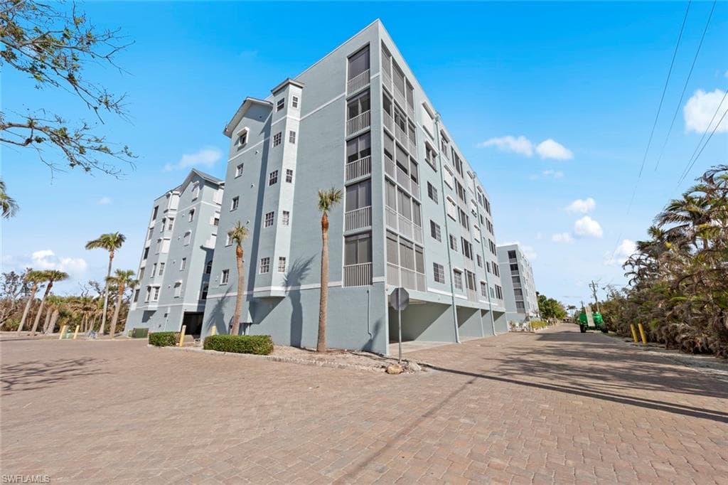 22736 Island Pines WAY S # 201, FORT MYERS BEACH FL 33931-5
