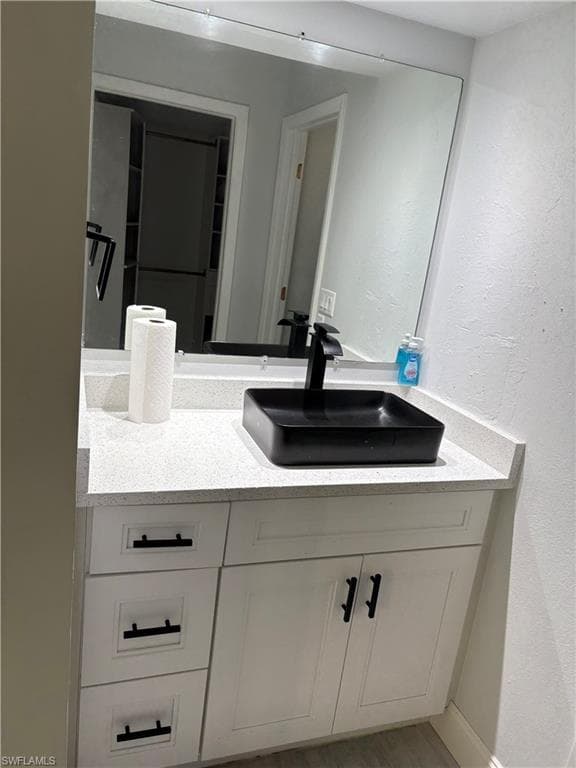 15125 Parkside DR # 202, FORT MYERS FL 33908-7