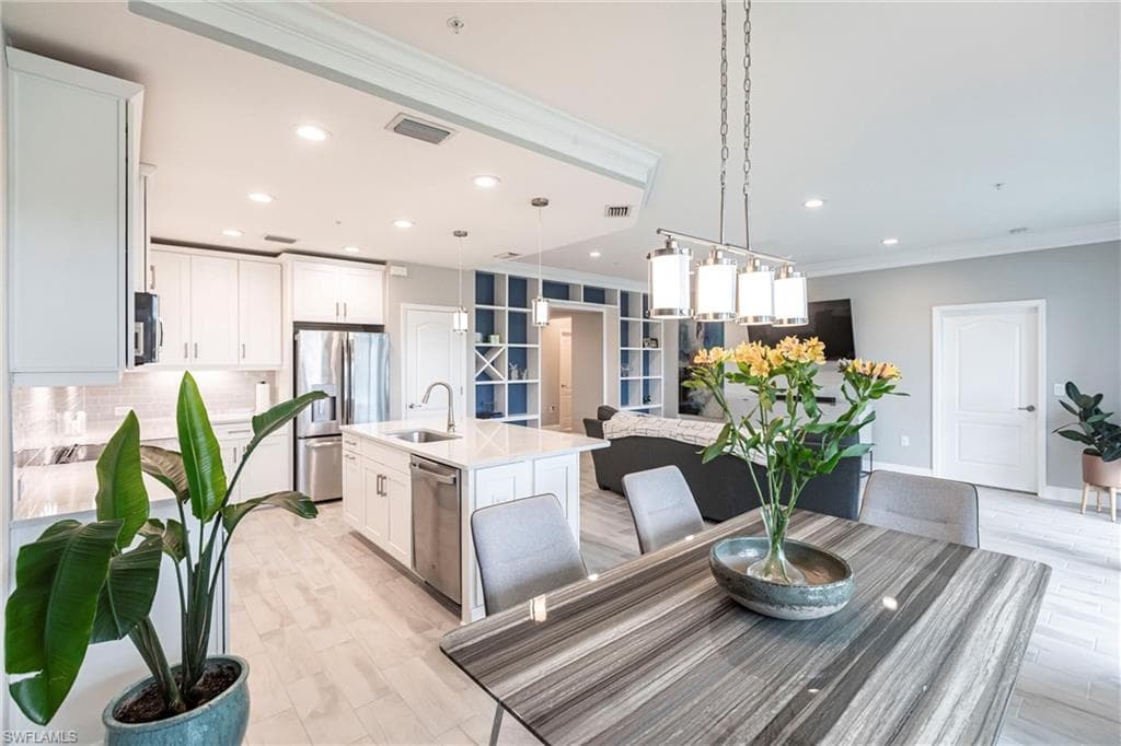 2319 Sawyers Hill RD # 703, NAPLES FL 34120-12