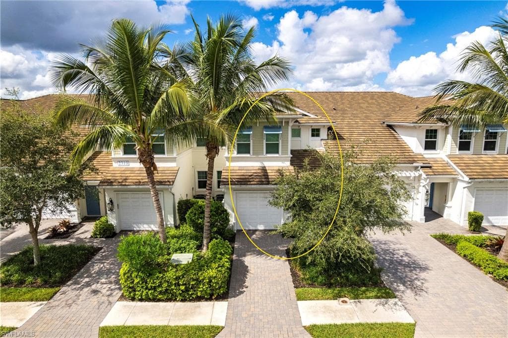 2319 Sawyers Hill RD # 703, NAPLES FL 34120-31