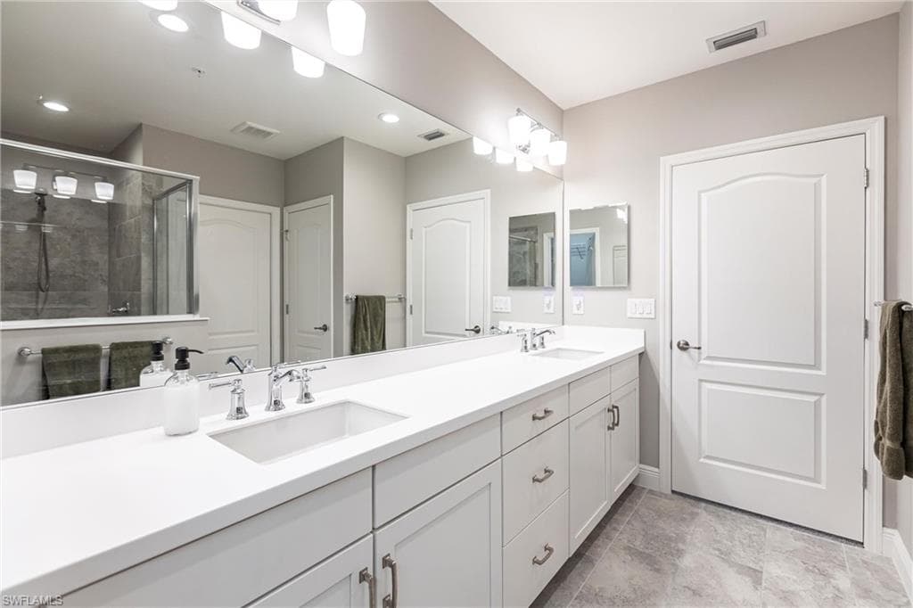 2319 Sawyers Hill RD # 703, NAPLES FL 34120-19