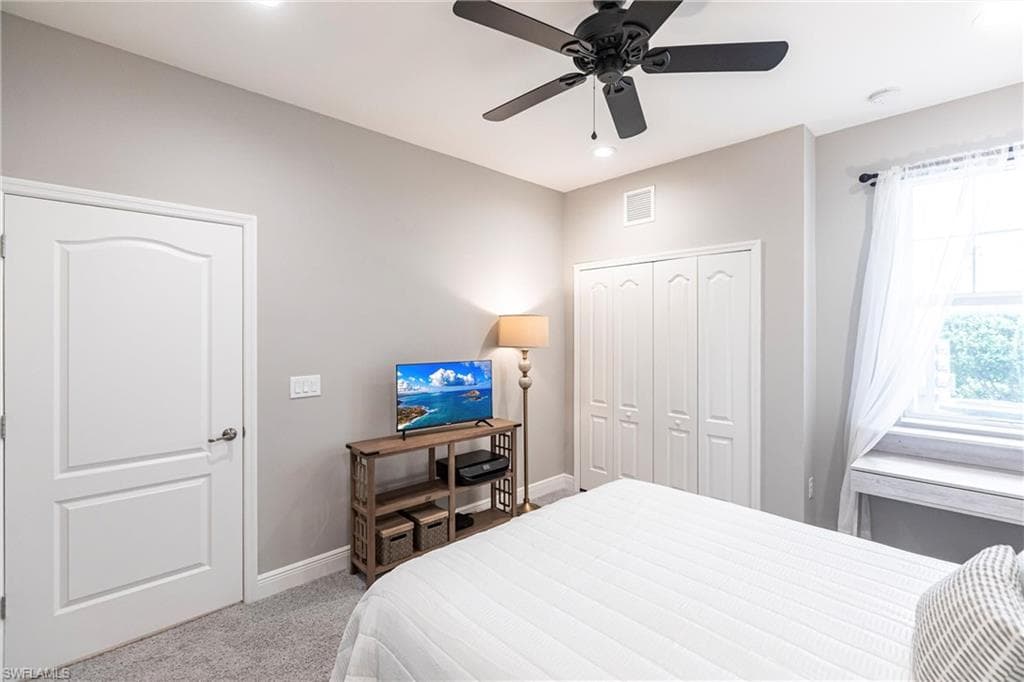 2319 Sawyers Hill RD # 703, NAPLES FL 34120-24