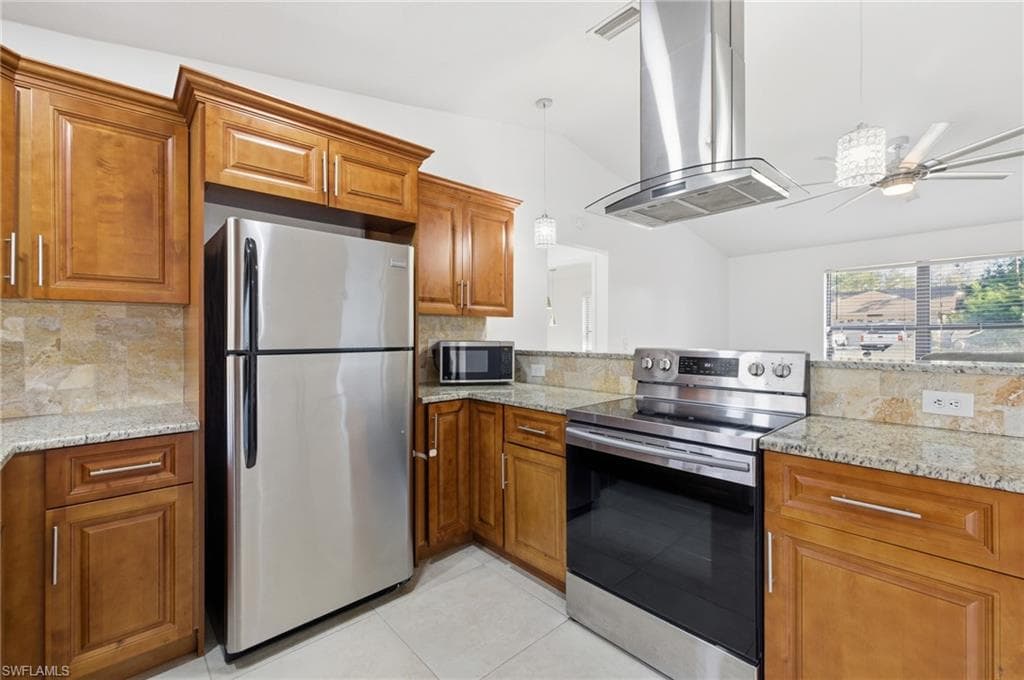 18554 Zinnia RD, FORT MYERS FL 33967-5