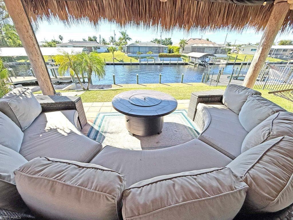 2818 SE 17th PL, CAPE CORAL FL 33904-38