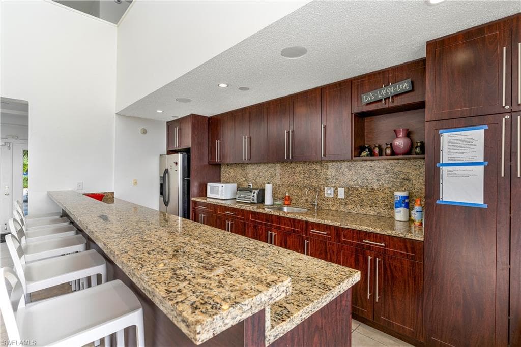 108 Santa Clara DR # 12, NAPLES FL 34104-22