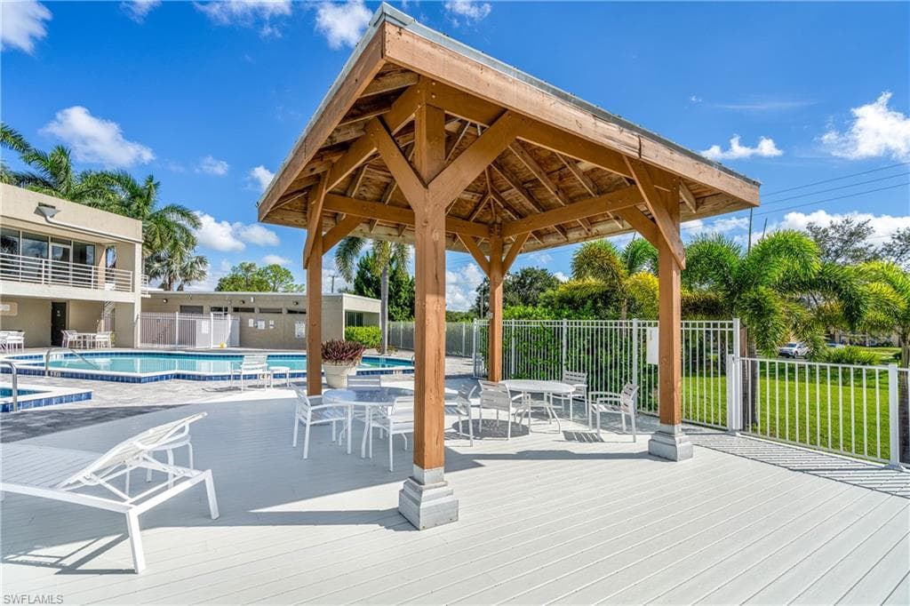 108 Santa Clara DR # 12, NAPLES FL 34104-17