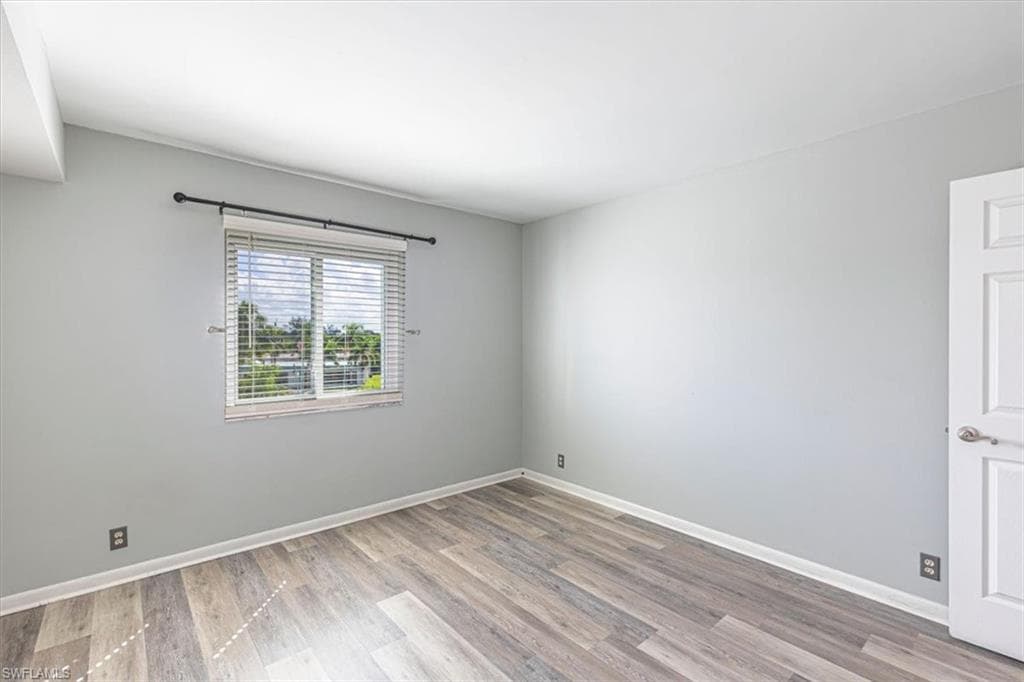 2885 Palm Beach BLVD # 307, FORT MYERS FL 33916-18