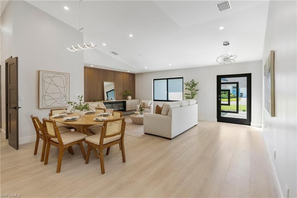 5105 Berkeley DR-24