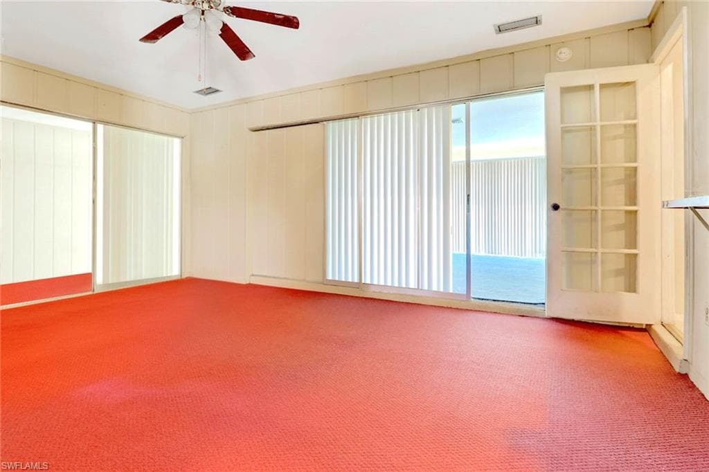 204 Lake AVE, LEHIGH ACRES FL 33936-32