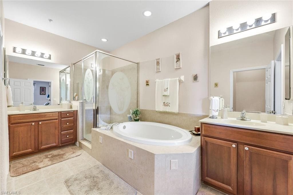 14712 Calusa Palms DR # 202, FORT MYERS FL 33919-12