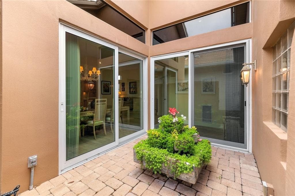 10401 Quail Crown DR, NAPLES FL 34119-15