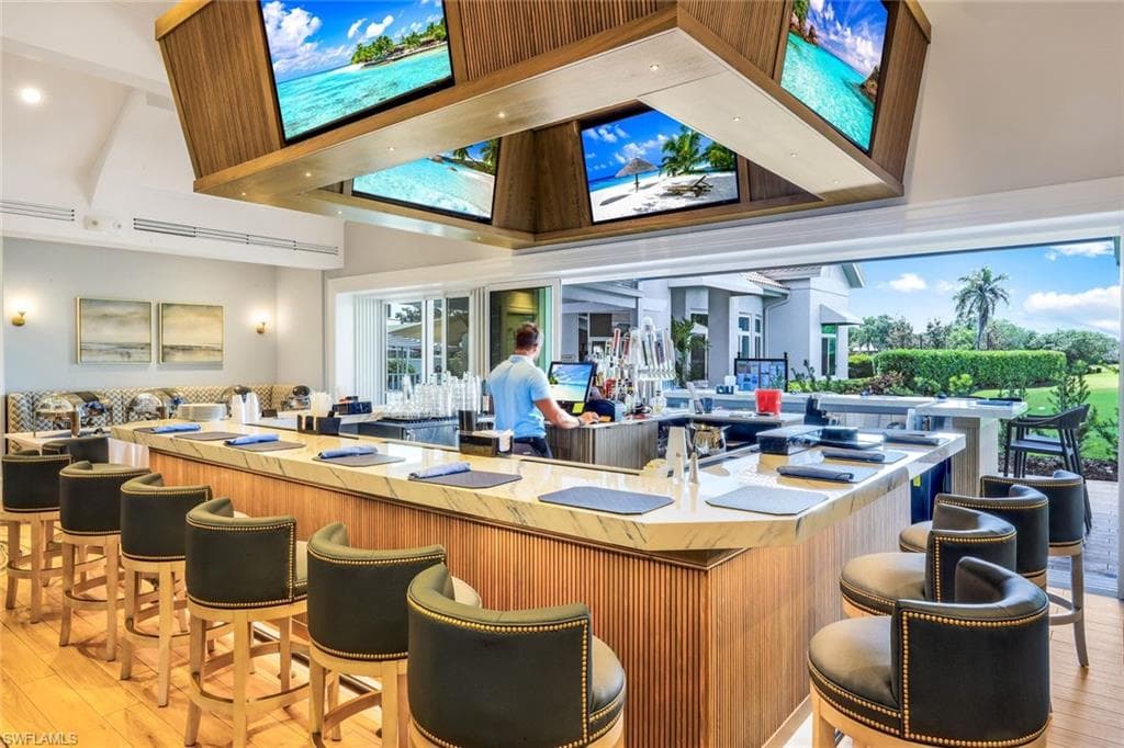 10401 Quail Crown DR, NAPLES FL 34119-19