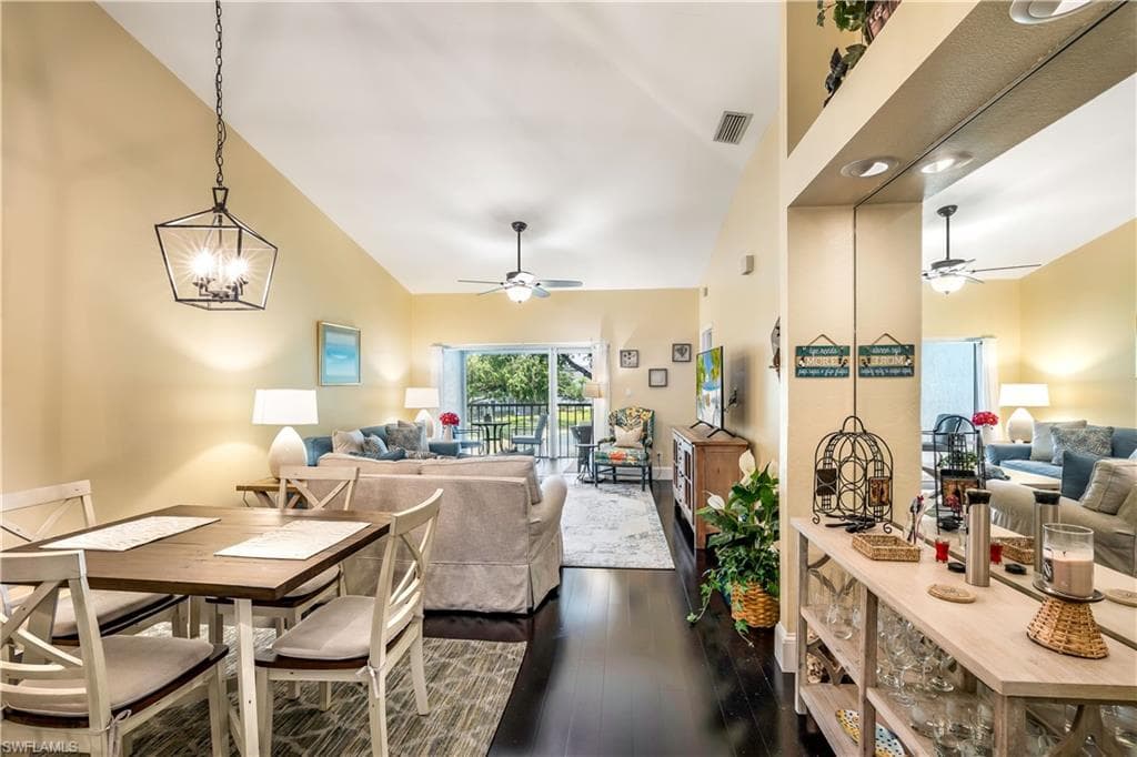 1350 Misty Pines CIR # 204, NAPLES FL 34105-9