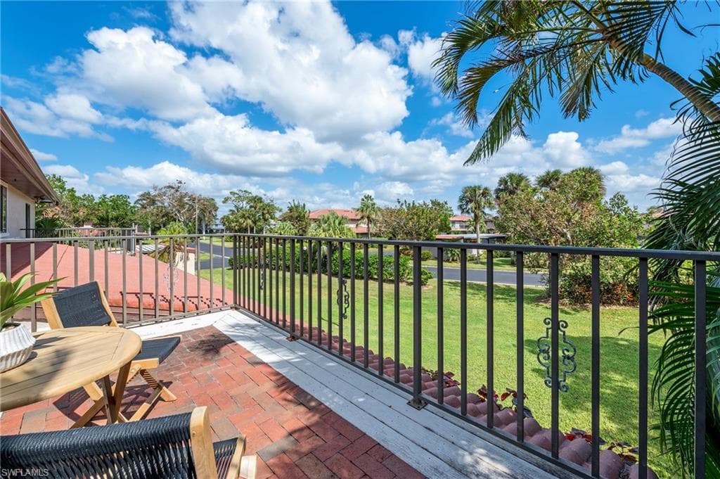 27770 Hacienda East BLVD # 207B, BONITA SPRINGS FL 34135-27