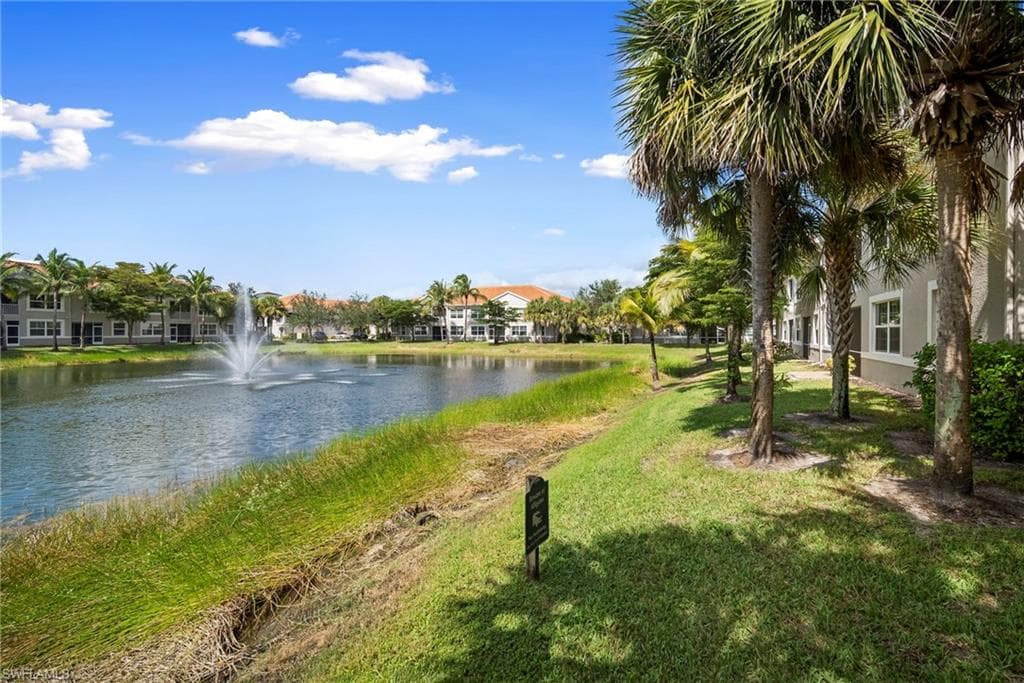 23520 Alamanda DR # 202, ESTERO FL 34135-30