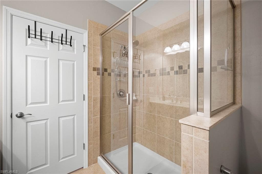 23520 Alamanda DR # 202, ESTERO FL 34135-24