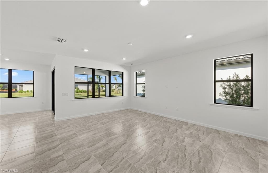 3922 E Hampton CIR, ALVA FL 33920-10