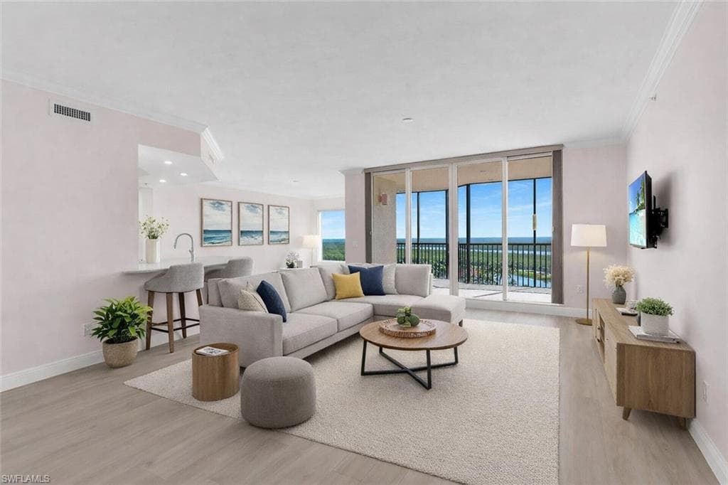 1060 Borghese LN # 803, NAPLES FL 34114-5