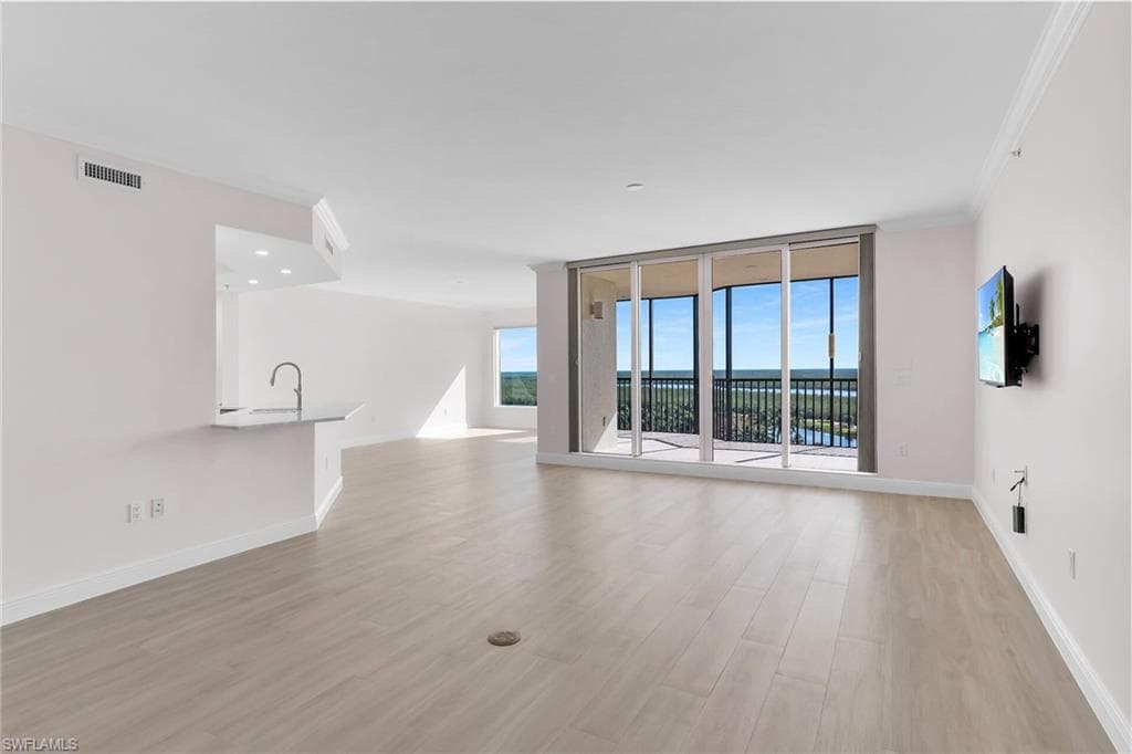 1060 Borghese LN # 803, NAPLES FL 34114-6