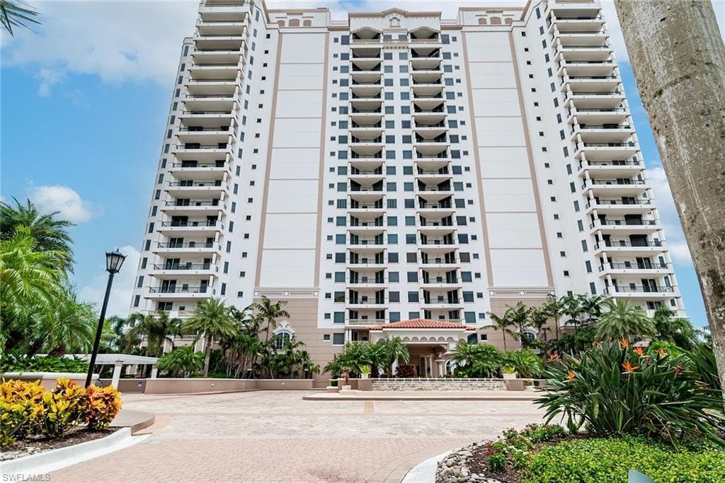 1060 Borghese LN # 803, NAPLES FL 34114-29