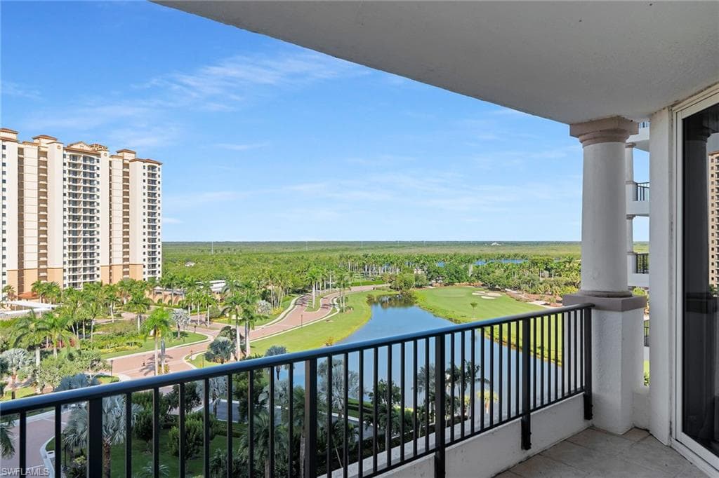 1060 Borghese LN # 803, NAPLES FL 34114-23