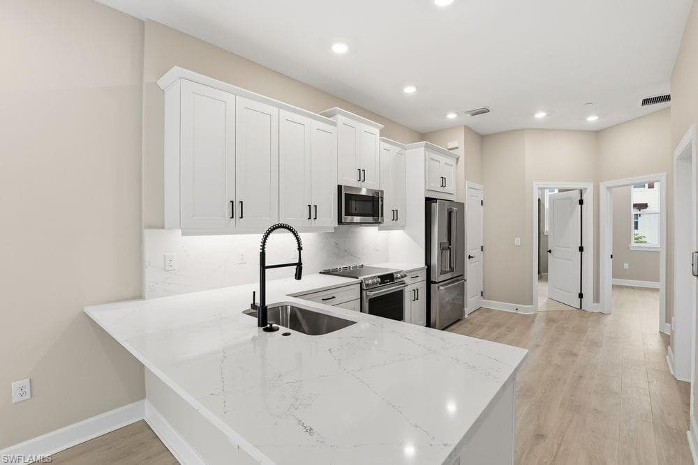 1624 Compass Pointe CT # 203, PUNTA GORDA FL 33950-5