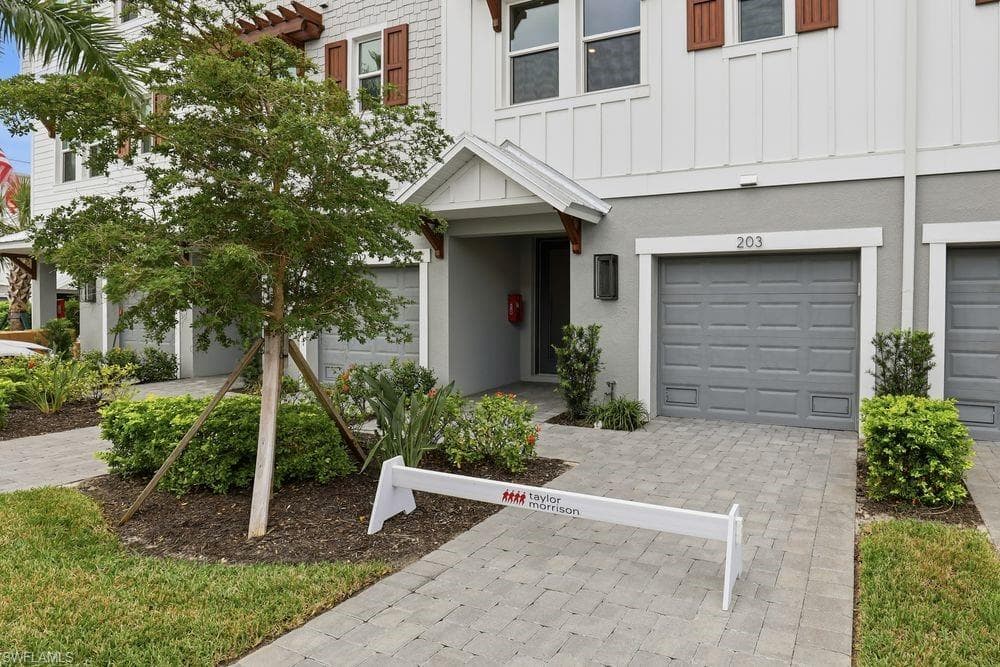 1624 Compass Pointe CT # 203, PUNTA GORDA FL 33950-29