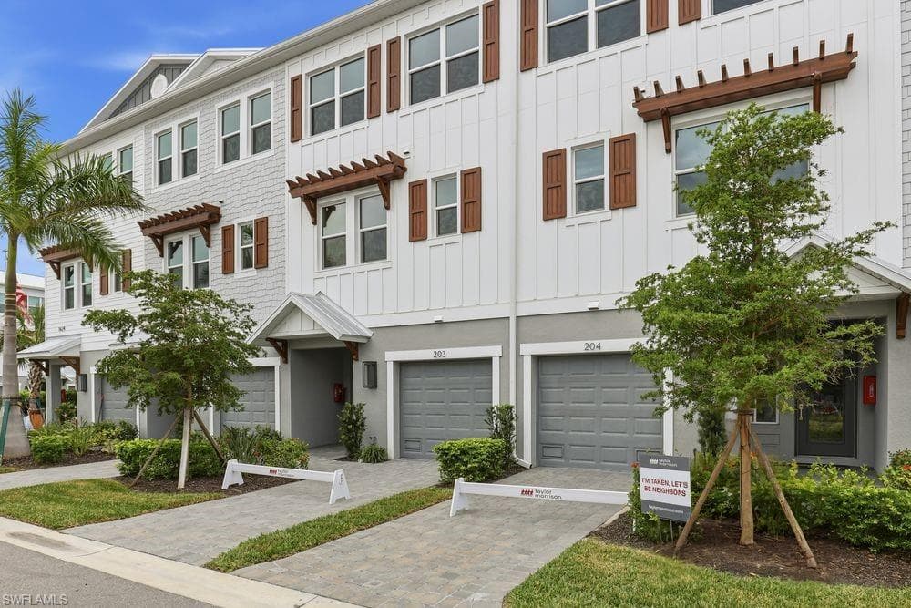 1624 Compass Pointe CT # 203, PUNTA GORDA FL 33950-28