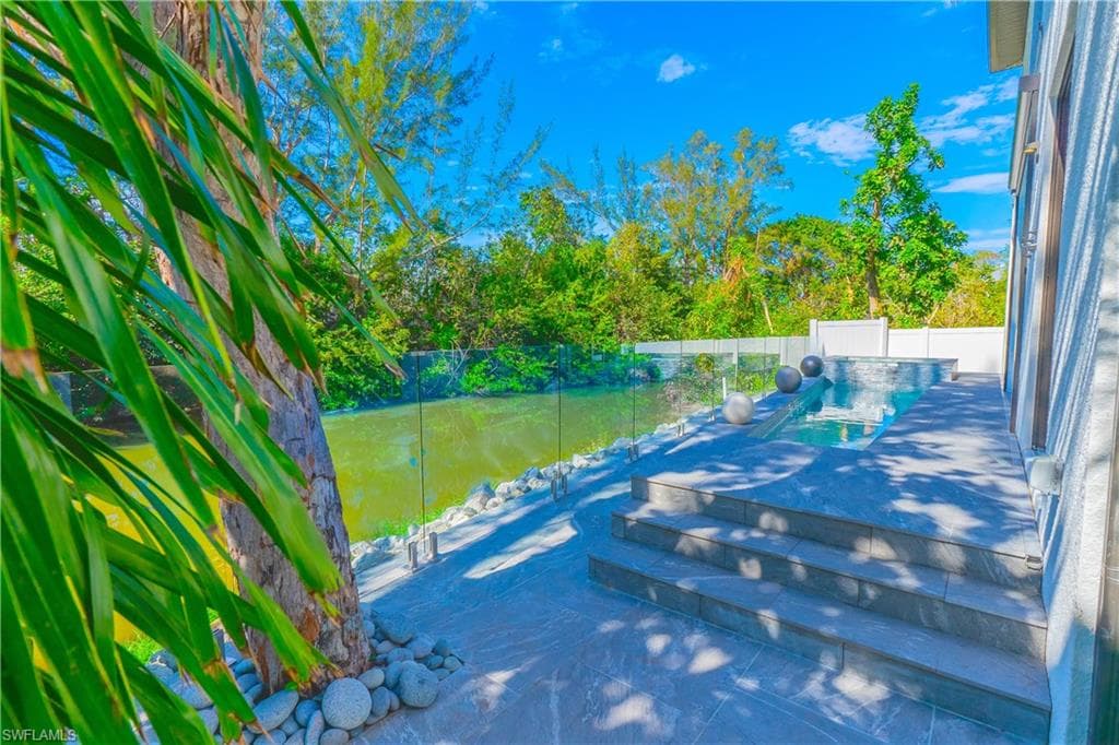 4064 Full Moon CT, NAPLES FL 34112-6