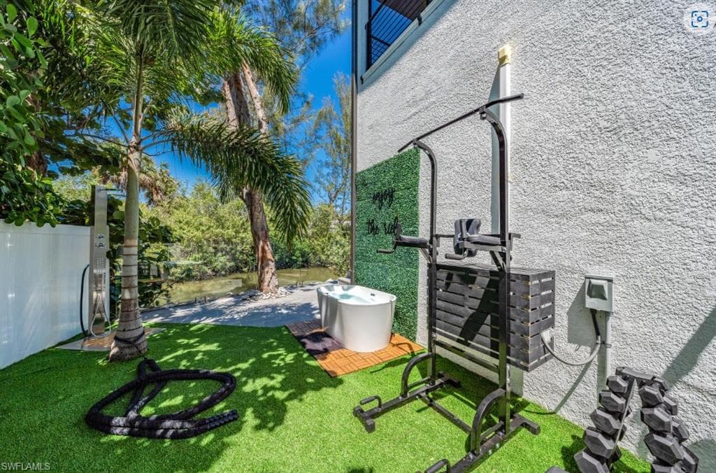 4064 Full Moon CT, NAPLES FL 34112-10