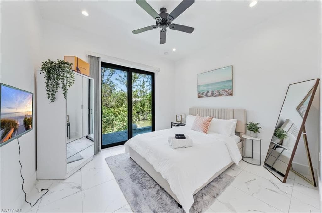 4064 Full Moon CT, NAPLES FL 34112-30
