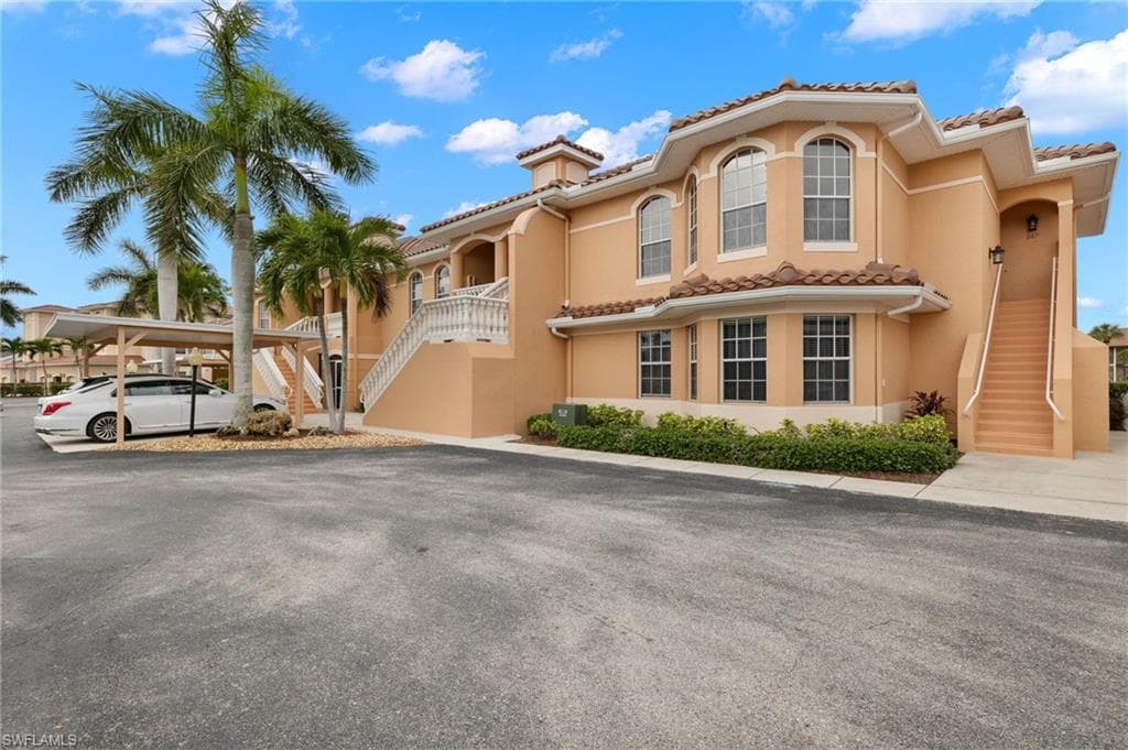 4566 SE 5th PL # 105, CAPE CORAL FL 33904-45