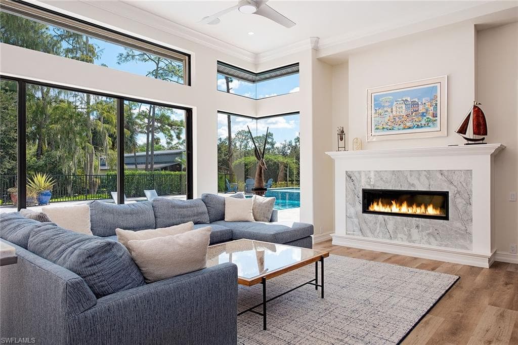 6920 Daniels RD, NAPLES FL 34109-10