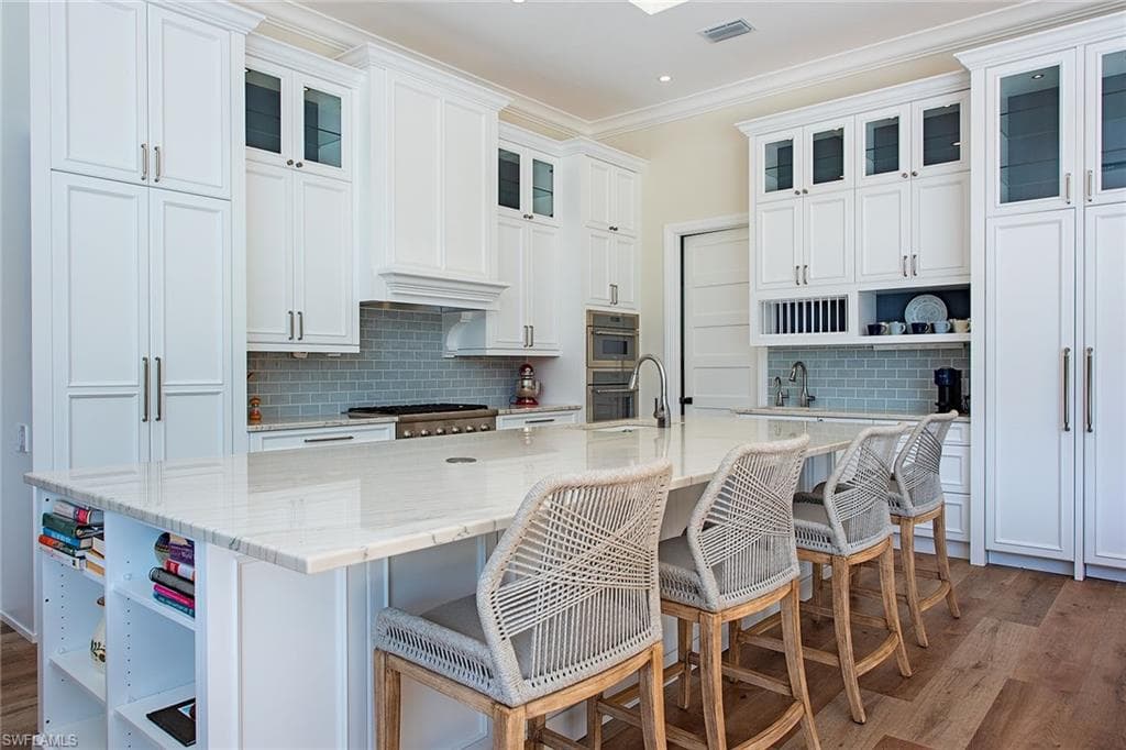 6920 Daniels RD, NAPLES FL 34109-3