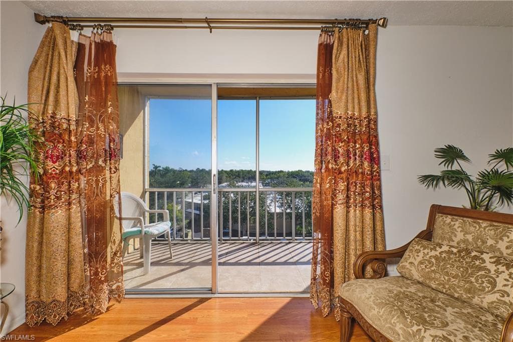 2366 E Mall DR # 519, FORT MYERS FL 33901-26