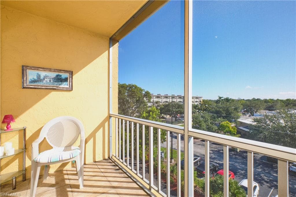 2366 E Mall DR # 519, FORT MYERS FL 33901-30