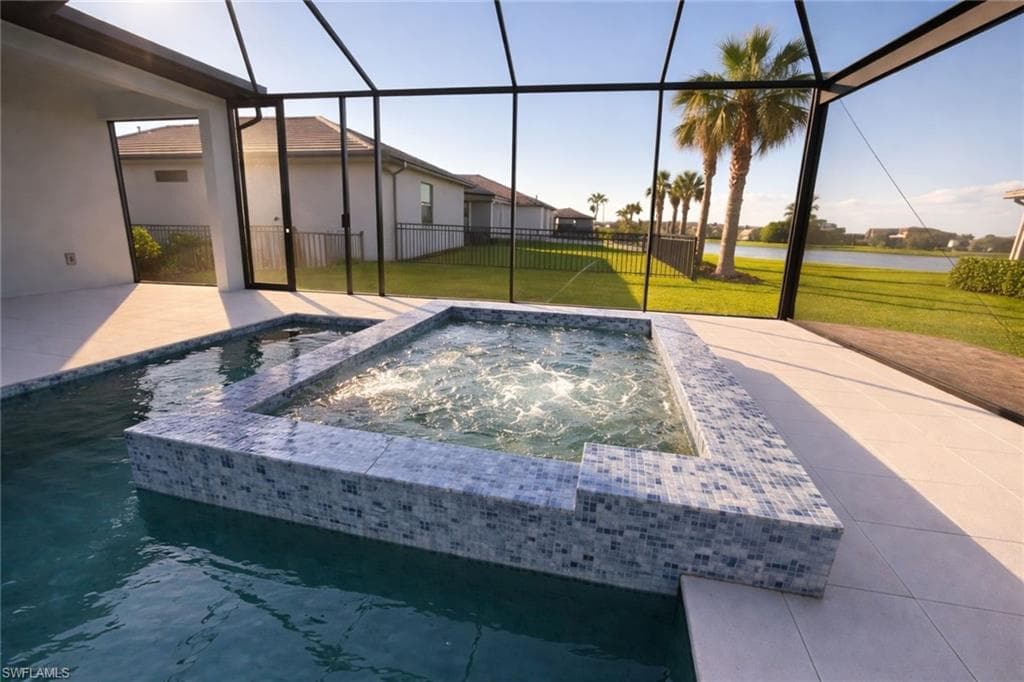 18546 Ives DR, ESTERO FL 33928-2