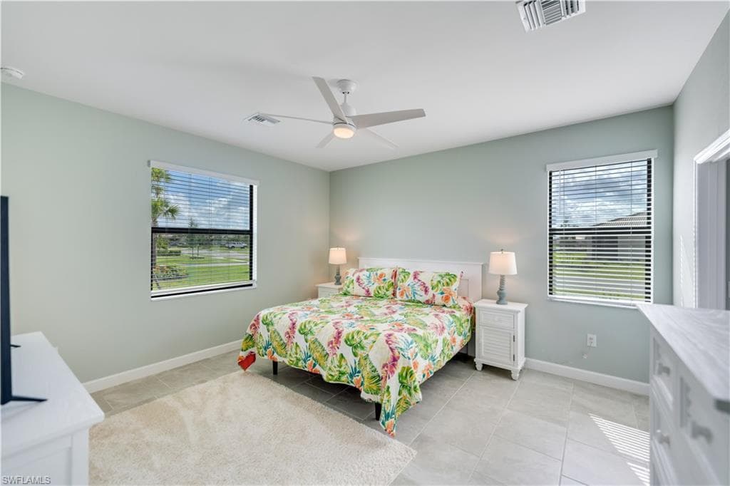 18546 Ives DR, ESTERO FL 33928-13